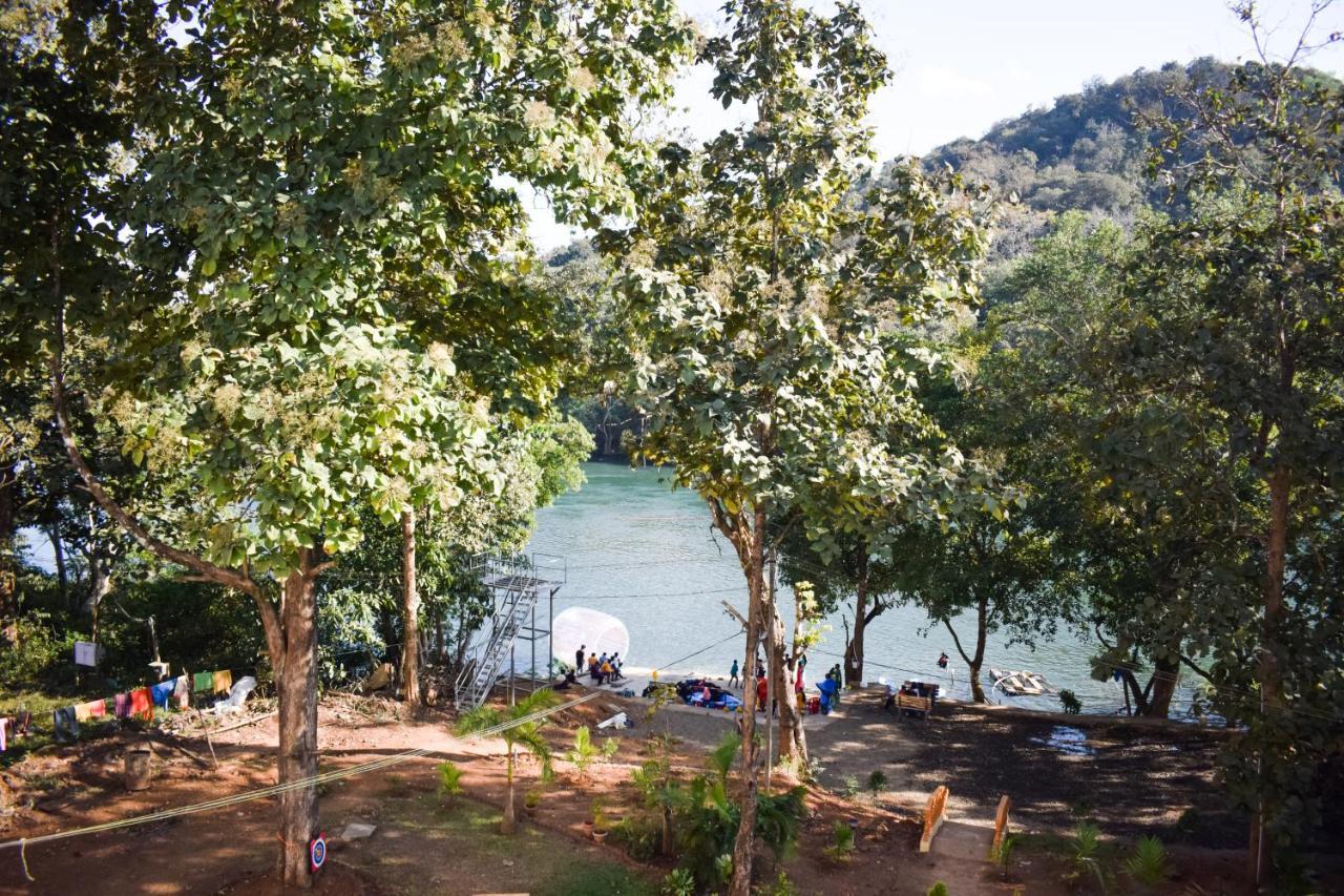 Ansh Resort 丹德利 外观 照片